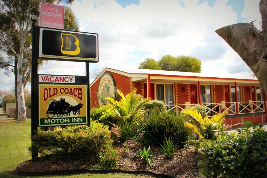 Old Coach Motor Inn Echuca Exterior photo